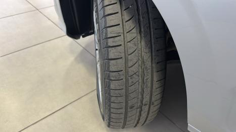 FIAT Cronos 1.3 4P FLEX DRIVE AUTOM�TICO CVT, Foto 12