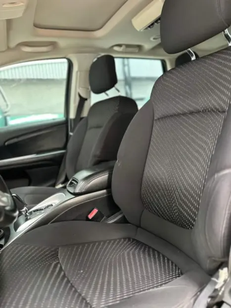 FIAT Freemont 2.4 16V 4P PRECISION AUTOMTICO 7 LUGARES, Foto 3
