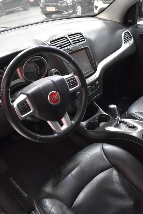 FIAT Freemont 2.4 16V 4P PRECISION AUTOM�TICO 7 LUGARES, Foto 8
