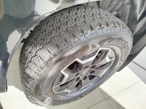FIAT Titano 2.2 16V 4P VOLCANO 4X4 TURBO DIESEL AUTOM�TICO, Foto 9
