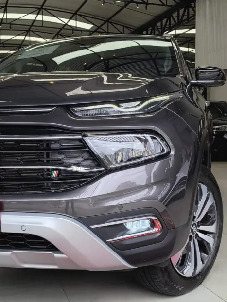 FIAT Toro 1.3 16V 4P FLEX 270 TURBO VOLCANO AUTOM�TICO, Foto 2