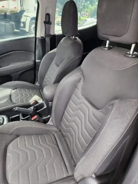 FIAT Toro 1.3 16V 4P FLEX 270 TURBO FREEDOM AUTOM�TICO, Foto 2