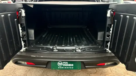 FIAT Toro 1.3 16V 4P FLEX 270 TURBO VOLCANO AUTOM�TICO, Foto 9