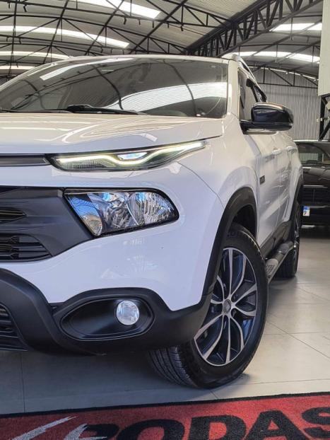 FIAT Toro 2.0 16V 4P 4WD ULTRA TURBO DIESEL AUTOM�TICO, Foto 2