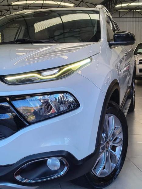 FIAT Toro 2.0 16V 4P VOLCANO 4WD TURBO DIESEL AUTOM�TICO, Foto 13