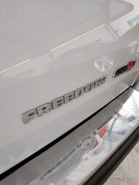 FIAT Toro 2.0 16V 4P 4WD FREEDOM TURBO DIESEL  AUTOM�TICO, Foto 5