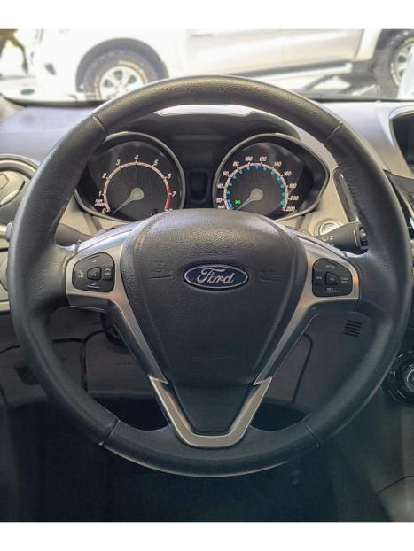 FORD Fiesta Hatch 1.0 12V 4P TITANIUM PLUS ECOBOOST TURBO POWERSHIFT AUTOMTICO, Foto 5