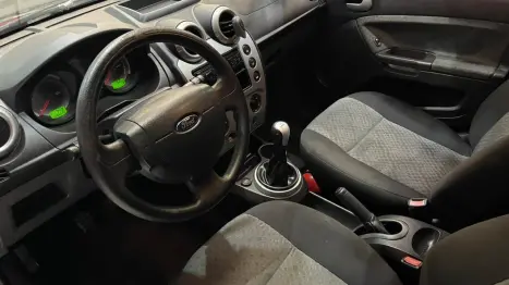 FORD Fiesta Hatch 1.0 4P, Foto 10