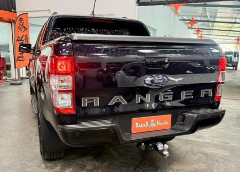 FORD Ranger 2.2 16V BLACK DIESEL CABINE DUPLA AUTOMÁTICO, Foto 4