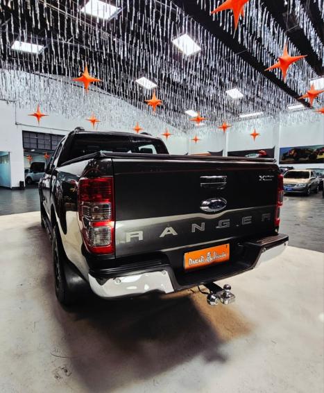 FORD Ranger 3.2 20V XLT 4X4 CABINE DUPLA TURBO DIESEL, Foto 7 FORD Ranger 3.2 20V XLT 4X4 CABINE DUPLA TURBO DIESEL, Foto 7