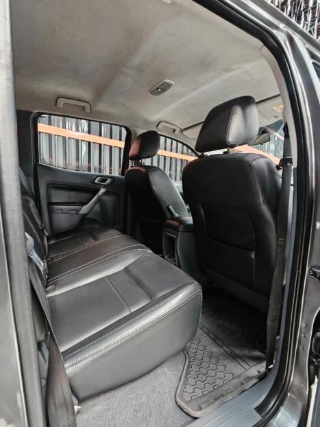 FORD Ranger 3.2 20V XLT 4X4 CABINE DUPLA TURBO DIESEL, Foto 11 FORD Ranger 3.2 20V XLT 4X4 CABINE DUPLA TURBO DIESEL, Foto 11