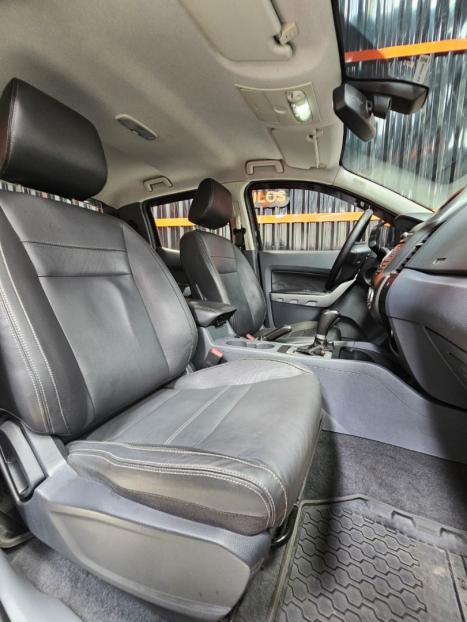 FORD Ranger 3.2 20V CABINE DUPLA 4X4 LIMITED TURBO DIESEL AUTOM�TICO, Foto 12