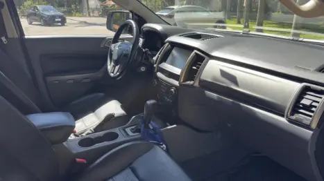 FORD Ranger 3.2 20V XLT 4X4 CABINE DUPLA TURBO DIESEL AUTOM�TICO, Foto 8