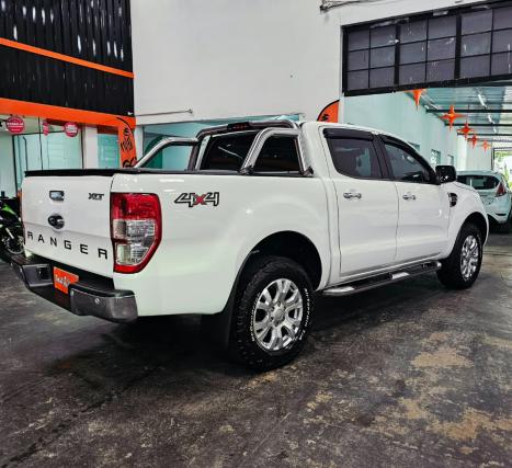 FORD Ranger 3.2 20V XLT 4X4 CABINE DUPLA TURBO DIESEL, Foto 4