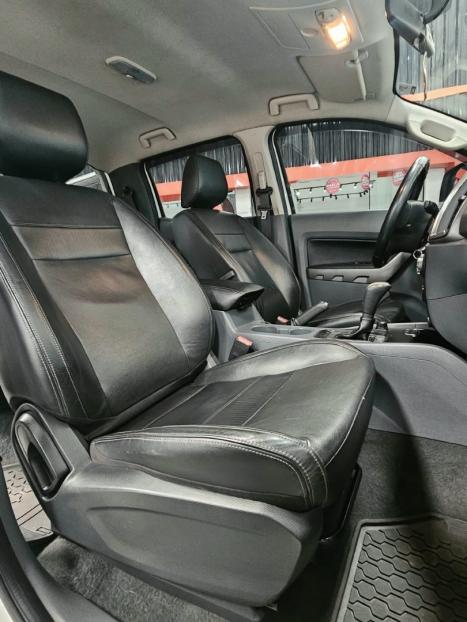 FORD Ranger 3.2 20V XLT 4X4 CABINE DUPLA TURBO DIESEL, Foto 10