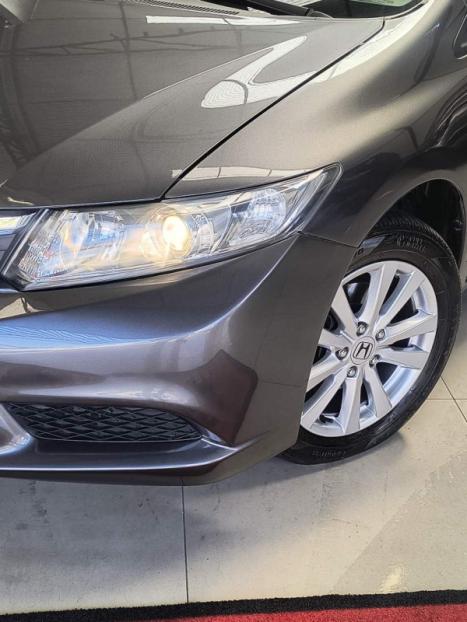 HONDA Civic 1.8 16V 4P FLEX LXS AUTOM�TICO, Foto 5