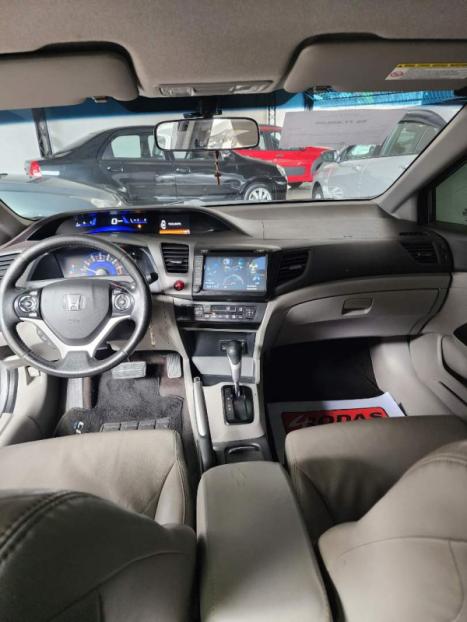 HONDA Civic 1.8 16V 4P FLEX LXS AUTOM�TICO, Foto 3