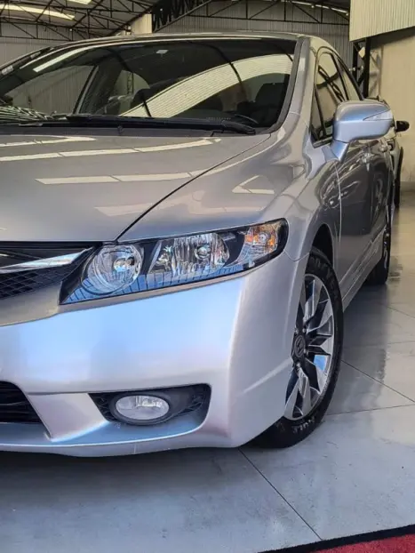 HONDA Civic 1.8 16V 4P FLEX LXL AUTOMÁTICO, Foto 2