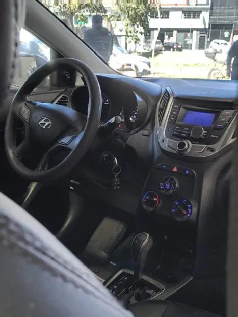 HYUNDAI HB 20 Hatch 1.6 16V 4P FLEX COMFORT PLUS AUTOM�TICO, Foto 6