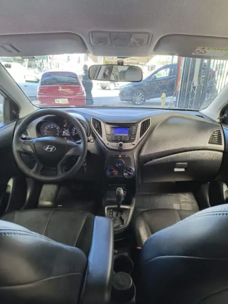 HYUNDAI HB 20 Hatch 1.6 16V 4P FLEX COMFORT PLUS AUTOM�TICO, Foto 8