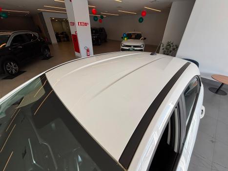 HYUNDAI HB 20 Hatch 1.6 16V 4P FLEX COMFORT PLUS AUTOM�TICO, Foto 4