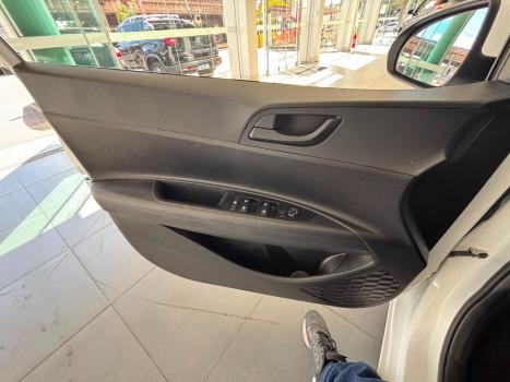 HYUNDAI HB 20 Hatch 1.6 16V 4P FLEX COMFORT PLUS AUTOM�TICO, Foto 16