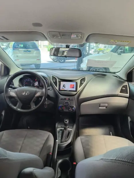 HYUNDAI HB 20 Sedan 1.6 16V 4P FLEX COMFORT PLUS AUTOM�TICO, Foto 4