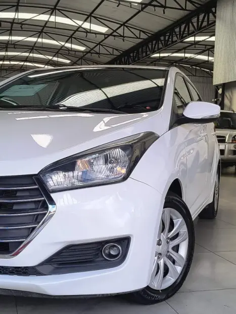 HYUNDAI HB 20 Sedan 1.6 16V 4P FLEX COMFORT PLUS AUTOM�TICO, Foto 3