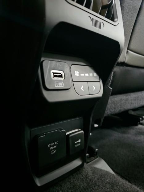 JEEP Commander 1.3 16V 4P FLEX T270 OVERLAND TURBO AUTOMÁTICO AT6, Foto 14