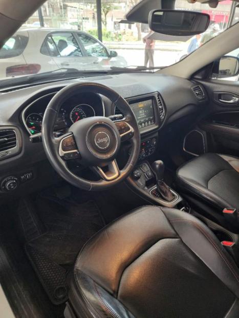 JEEP Compass 2.0 16V 4P 350 TRAILHAWK 4X4 TURBO DIESEL AUTOMÁTICO, Foto 3 JEEP Compass 2.0 16V 4P 350 TRAILHAWK 4X4 TURBO DIESEL AUTOMÁTICO, Foto 3