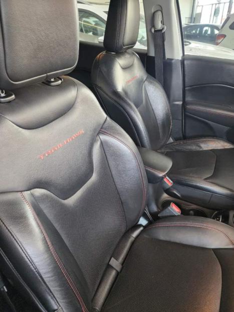 JEEP Compass 2.0 16V 4P 350 TRAILHAWK 4X4 TURBO DIESEL AUTOMÁTICO, Foto 8 JEEP Compass 2.0 16V 4P 350 TRAILHAWK 4X4 TURBO DIESEL AUTOMÁTICO, Foto 8