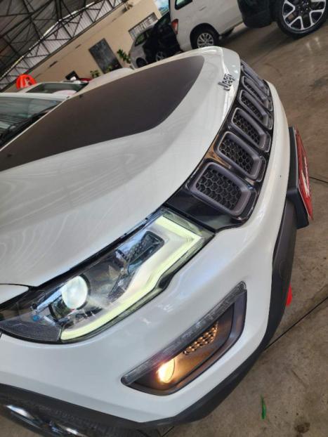 JEEP Compass 2.0 16V 4P 350 TRAILHAWK 4X4 TURBO DIESEL AUTOMÁTICO, Foto 10 JEEP Compass 2.0 16V 4P 350 TRAILHAWK 4X4 TURBO DIESEL AUTOMÁTICO, Foto 10