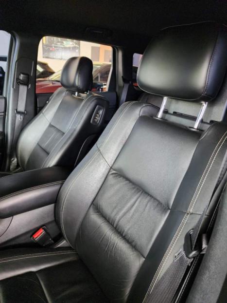 JEEP Grand Cherokee 3.0 V6 24V 4P 4X4 LIMITED TURBO DIESEL AUTOMÁTICO, Foto 2 JEEP Grand Cherokee 3.0 V6 24V 4P 4X4 LIMITED TURBO DIESEL AUTOMÁTICO, Foto 2