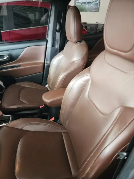 JEEP Renegade 1.8 16V 4P FLEX LONGITUDE AUTOMTICO, Foto 2