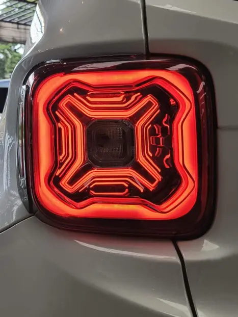 JEEP Renegade 1.8 16V 4P LIMITED FLEX AUTOM�TICO, Foto 11