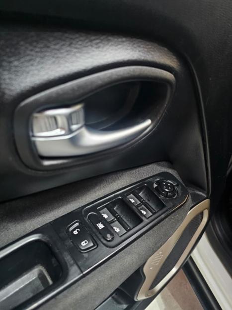 JEEP Renegade 1.8 16V 4P FLEX LONGITUDE AUTOM�TICO, Foto 15