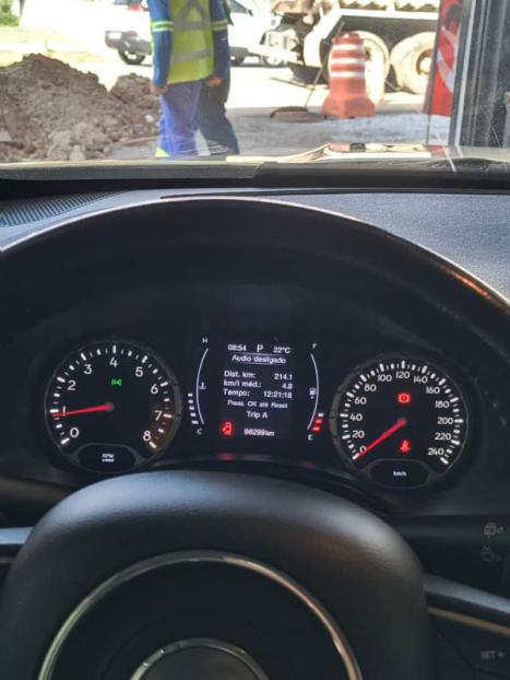 JEEP Renegade 1.8 16V 4P FLEX LONGITUDE AUTOM�TICO, Foto 10