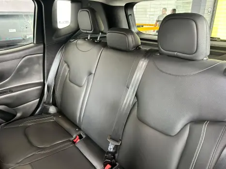JEEP Renegade 1.8 16V 4P LIMITED FLEX AUTOM�TICO, Foto 20