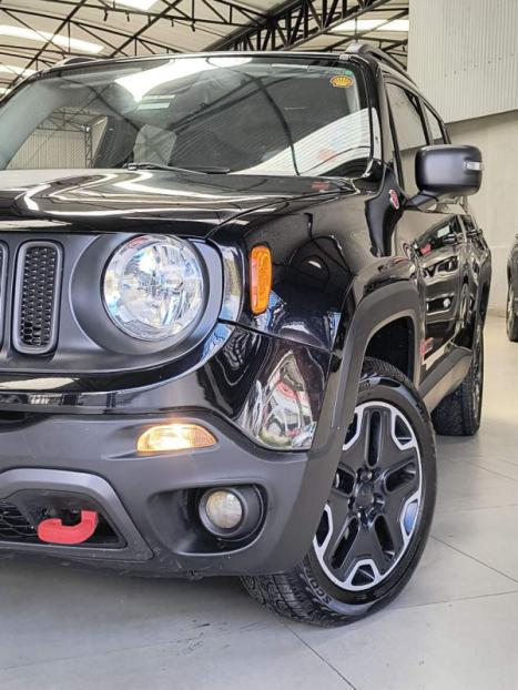 JEEP Renegade 2.0 16V 4P TURBO DIESEL TRAILHAWK 4X4 AUTOM�TICO, Foto 2