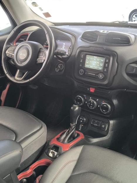 JEEP Renegade 2.0 16V 4P TURBO DIESEL TRAILHAWK 4X4 AUTOM�TICO, Foto 6