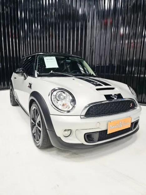 MINI Cooper 1.6 16V S TURBO AUTOMÁTICO, Foto 2 MINI Cooper 1.6 16V S TURBO AUTOMÁTICO, Foto 2