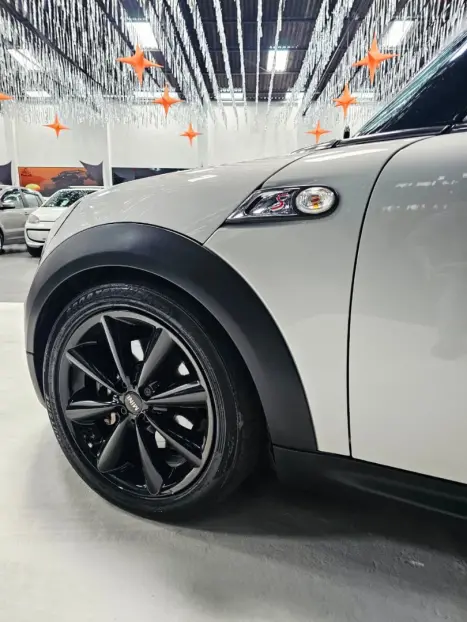 MINI Cooper 1.6 16V S TURBO AUTOMÁTICO, Foto 3 MINI Cooper 1.6 16V S TURBO AUTOMÁTICO, Foto 3