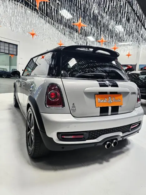 MINI Cooper 1.6 16V S TURBO AUTOMÁTICO, Foto 6 MINI Cooper 1.6 16V S TURBO AUTOMÁTICO, Foto 6