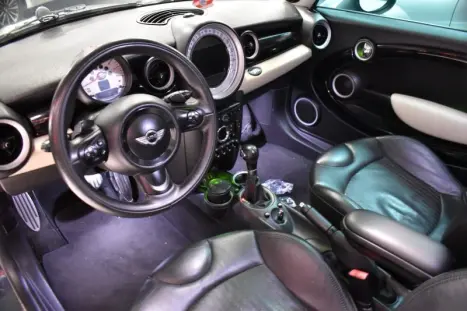 MINI Cooper 1.6 16V AUTOM�TICO, Foto 7