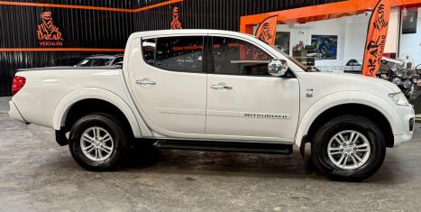 MITSUBISHI L 200 Triton 3.2 16V HPE 4X4 CABINE DUPLA TURBO DIESEL INTERCOOLER, Foto 5