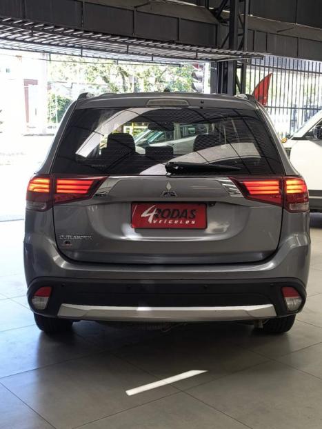 MITSUBISHI Outlander 2.0 16V 4P AUTOMTICO, Foto 9