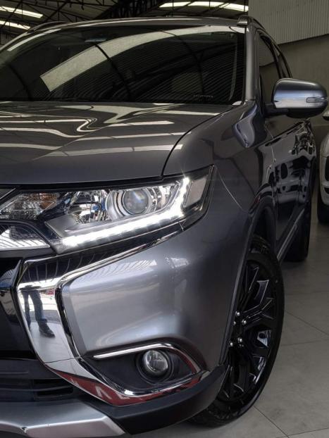 MITSUBISHI Outlander 2.0 16V 4P AUTOMTICO, Foto 10