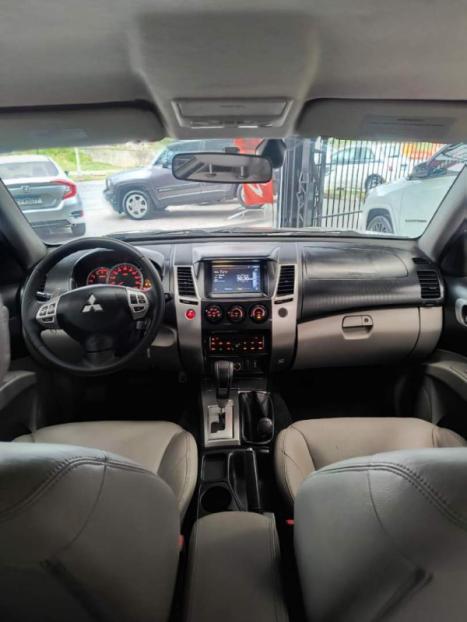 MITSUBISHI Pajero Dakar 3.2 16V 4P HPE S 4X4 TURBO DIESEL INTECOOLER 7 LUGARES AUTOM�TICO, Foto 12