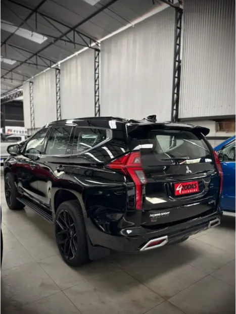 MITSUBISHI Pajero Sport 2.4 16V 4P MIVEC HPE-S AWD TURBO DIESEL AUTOMÁTICO, Foto 13 MITSUBISHI Pajero Sport 2.4 16V 4P MIVEC HPE-S AWD TURBO DIESEL AUTOMÁTICO, Foto 13