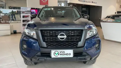 NISSAN Frontier 2.3 ATTACK CABINE DUPLA 4X4 BI-TURBO DIESEL AUTOM�TICO, Foto 2